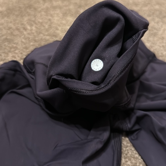 Lululemon Fast and Free 7/8 Tight II deep purple size 4 EUC NULUX - Picture 4 of 7